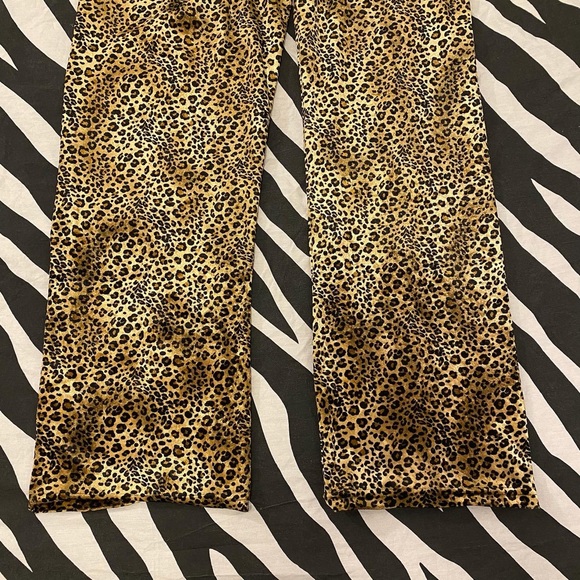Y2K VELOUR CHEETAH PRINT PANTS - Picture 2 of 5